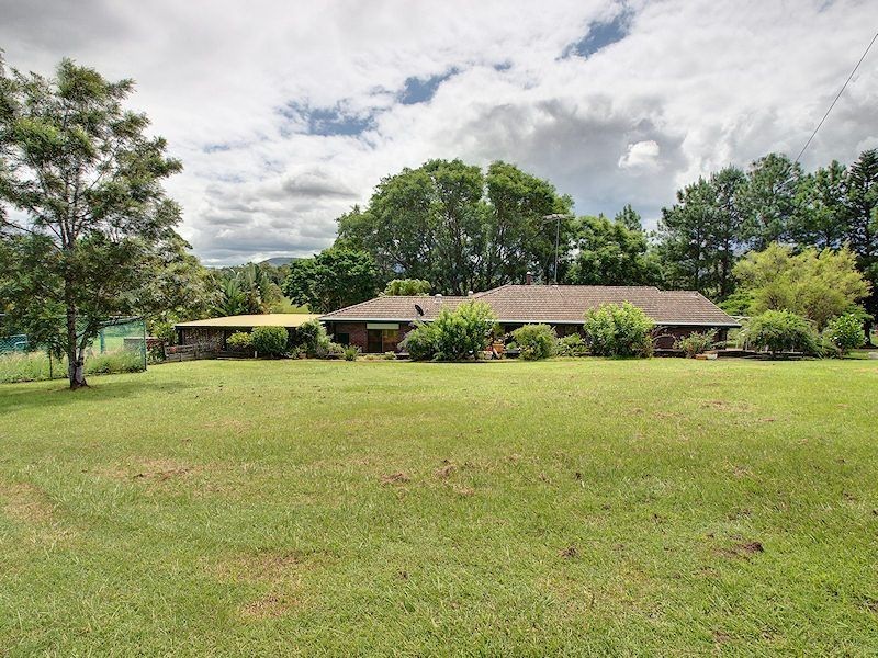 3 Mountain View Court, Samford QLD 4520