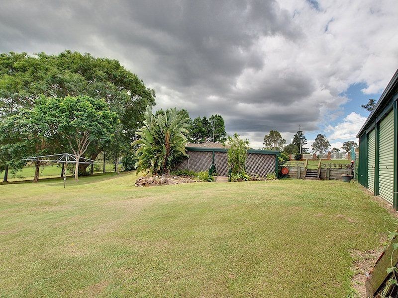 3 Mountain View Court, Samford QLD 4520