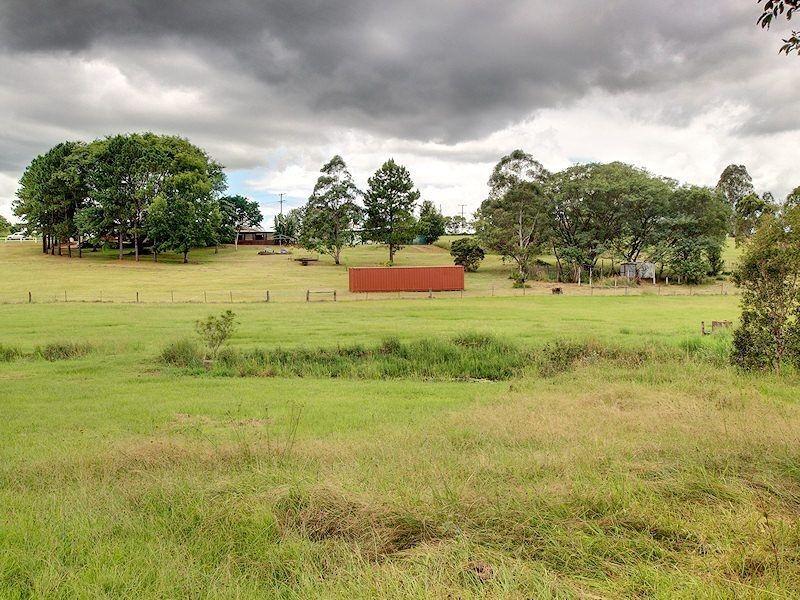 3 Mountain View Court, Samford QLD 4520