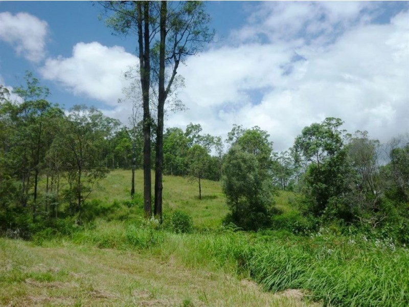 7 McCausland Court, Clear Mountain QLD 4500