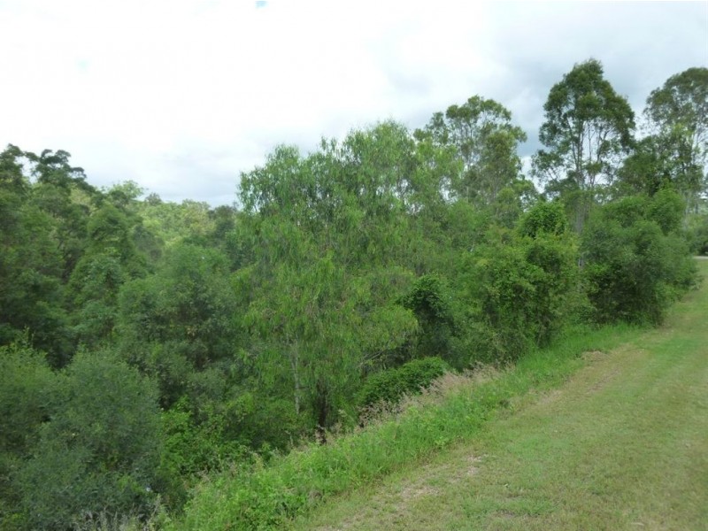 10 McCausland Court, Clear Mountain QLD 4500