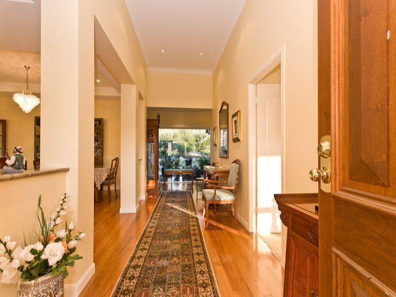 31 Warwick Lane, Samford QLD 4520