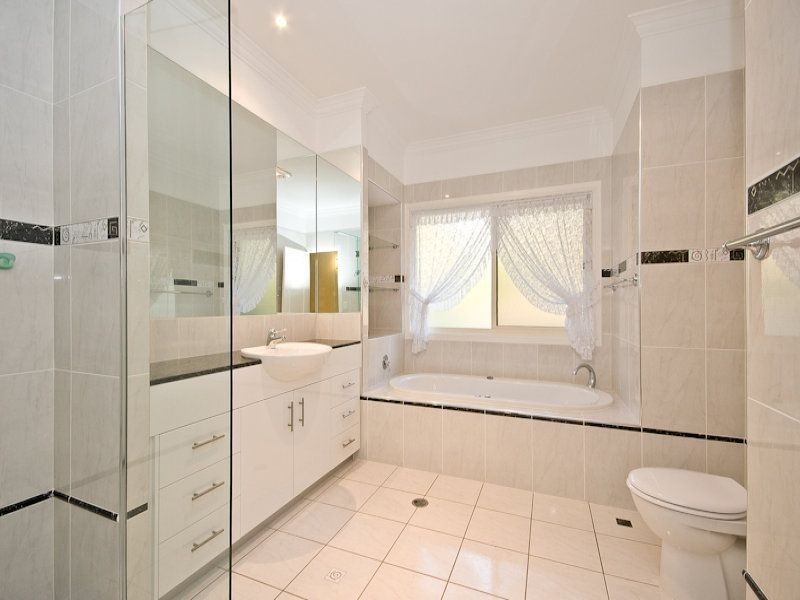 31 Warwick Lane, Samford QLD 4520