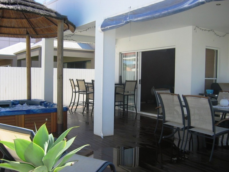 Kawana Island QLD 4575