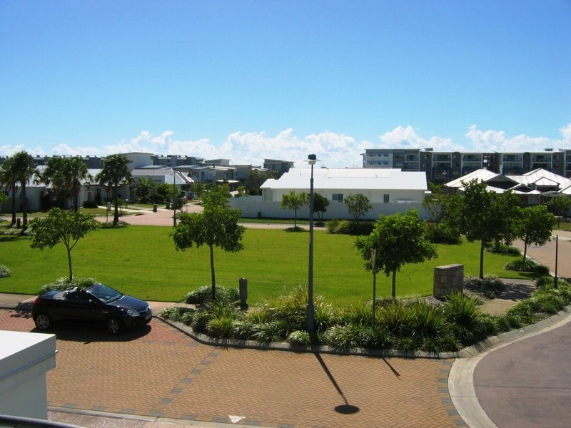 Kawana Island QLD 4575