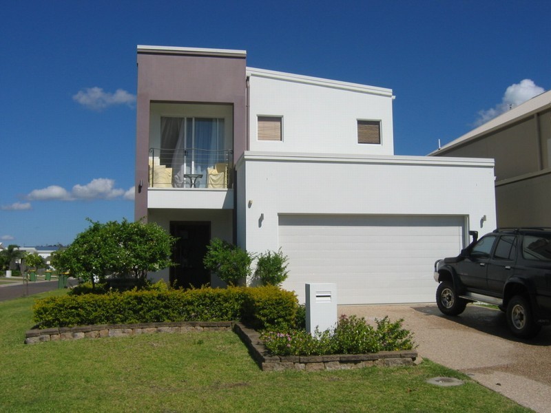 Kawana Island QLD 4575