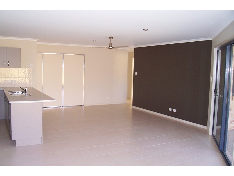 Little Mountain QLD 4551