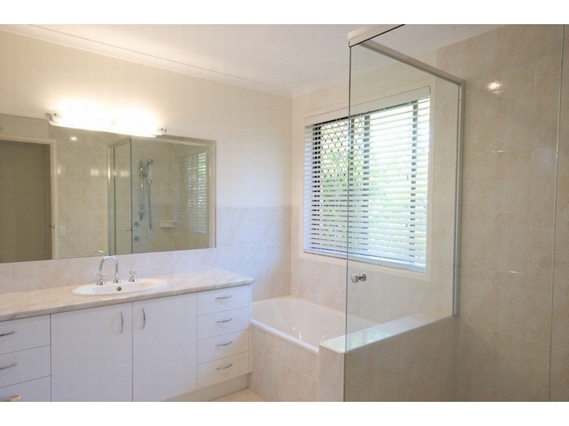 21 Currong Street, Minyama QLD 4575