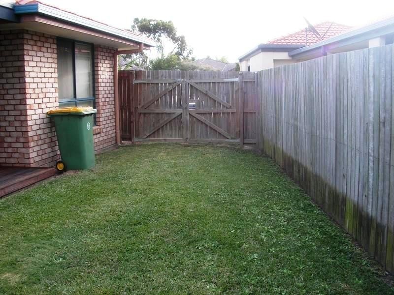 9 Caulfield Close, Little Mountain QLD 4551