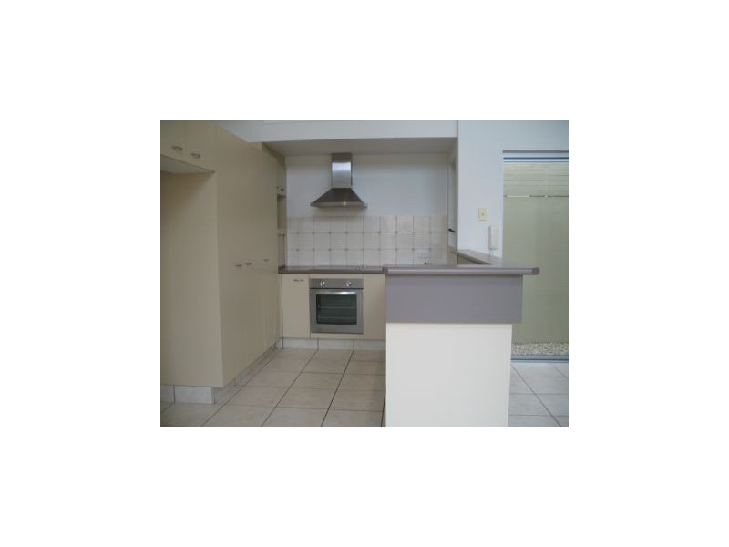 13 Martinique Ct, Kawana Island QLD 4575