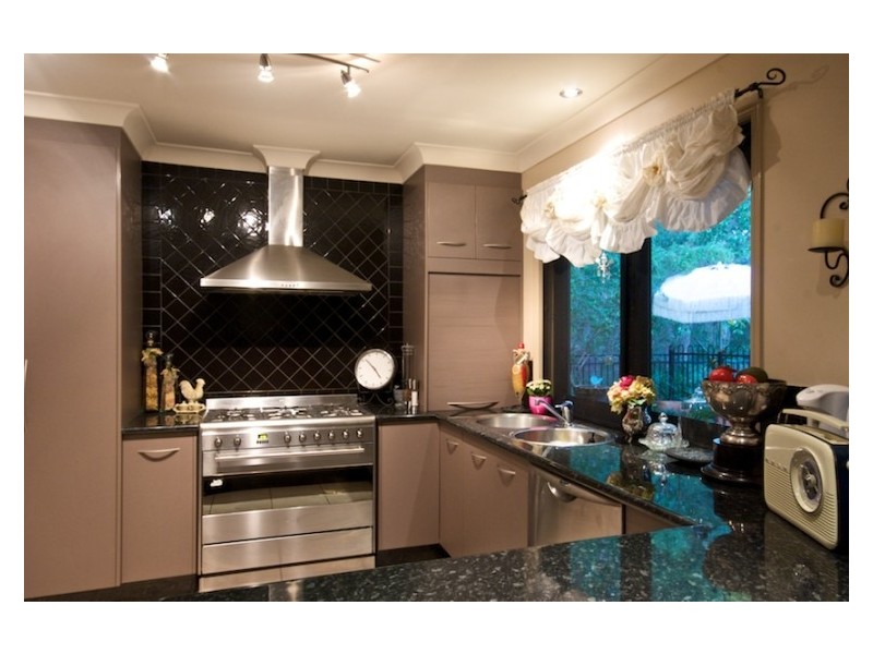 35 Sycamore Drive, Currimundi QLD 4551