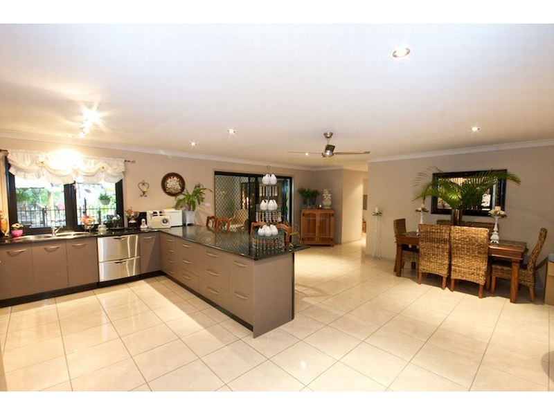 35 Sycamore Drive, Currimundi QLD 4551