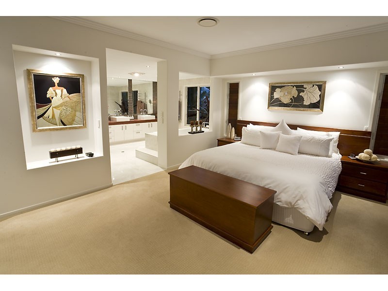 10 Cuba Court, Kawana Island QLD 4575