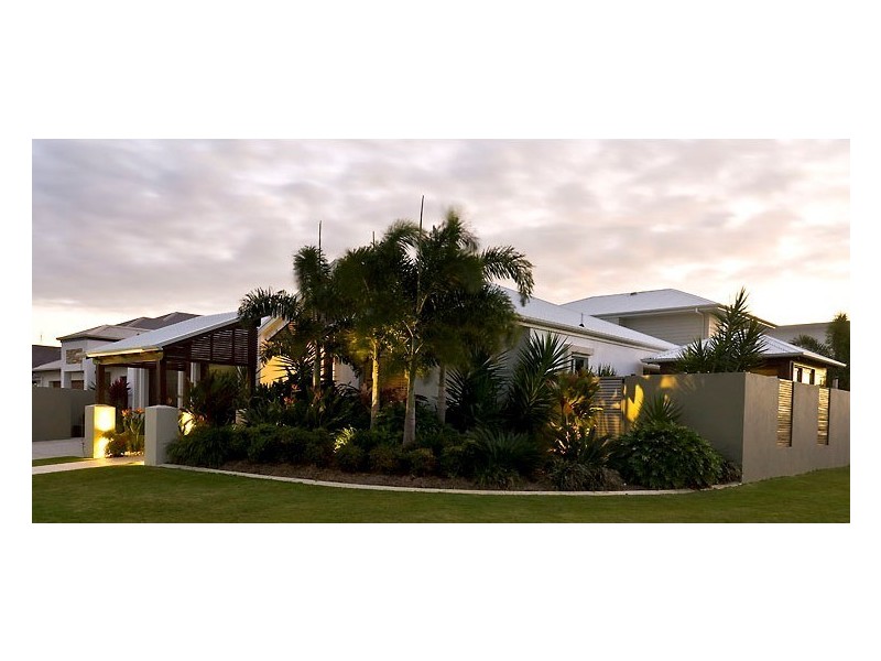 10 Cuba Court, Kawana Island QLD 4575