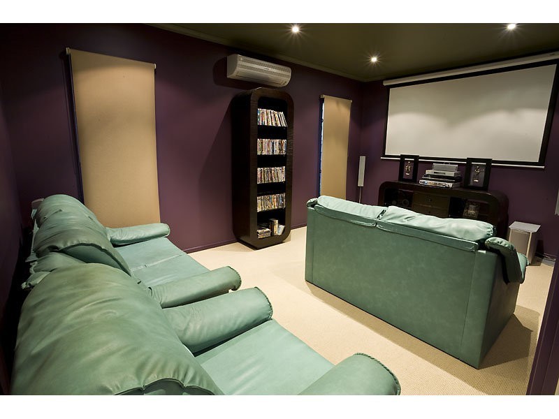 12 Maldives Place, Kawana Island QLD 4575