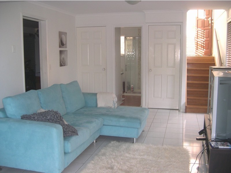 Little Mountain QLD 4551