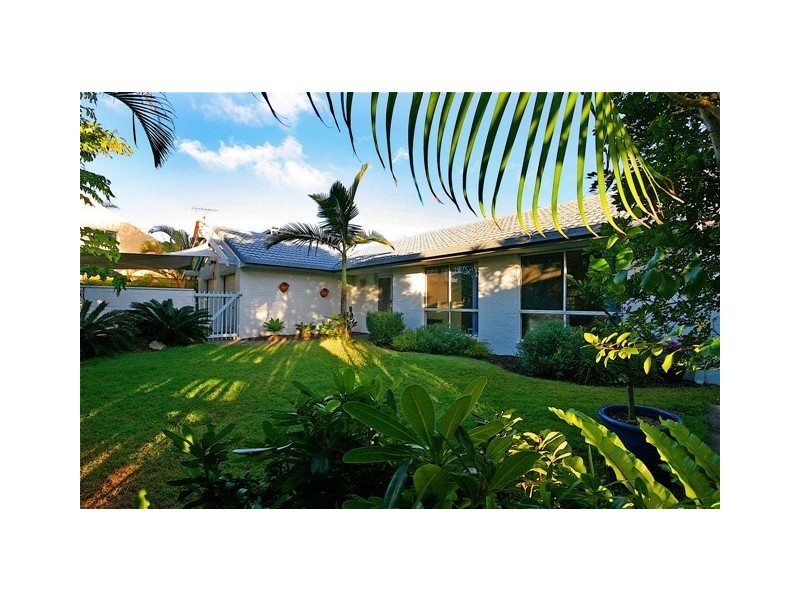 2 Wyanda Drive, Bokarina QLD 4575