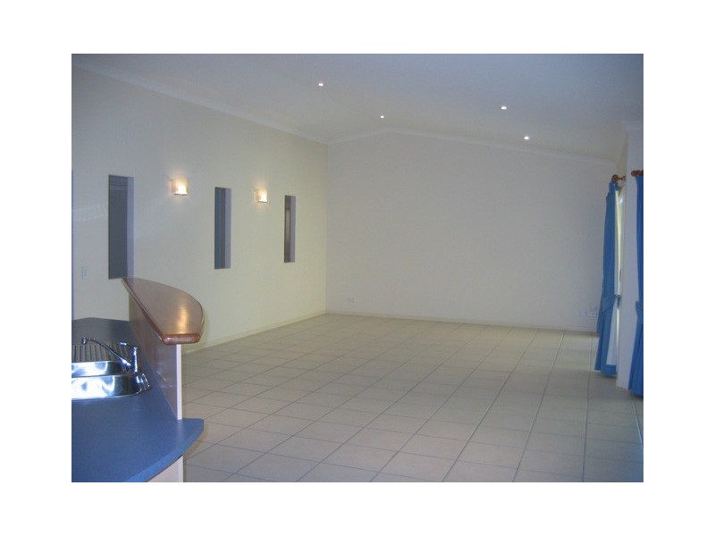 3 Majorca Place, Kawana Island QLD 4575