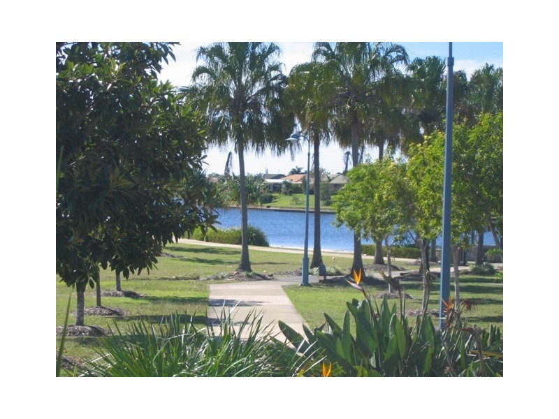 3 Majorca Place, Kawana Island QLD 4575