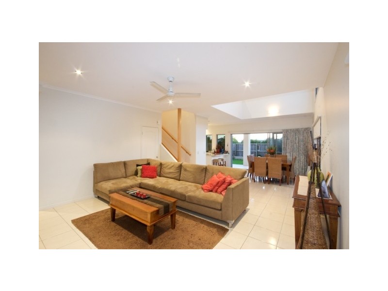 10 Zante Lane, Kawana Island QLD 4575