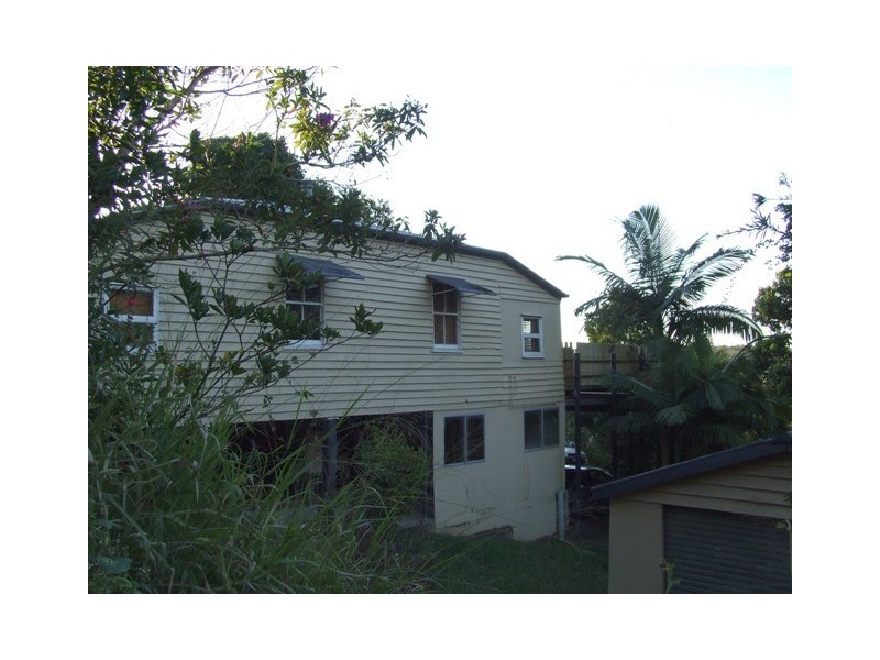 7 Petrie Creek Road, Nambour QLD 4560