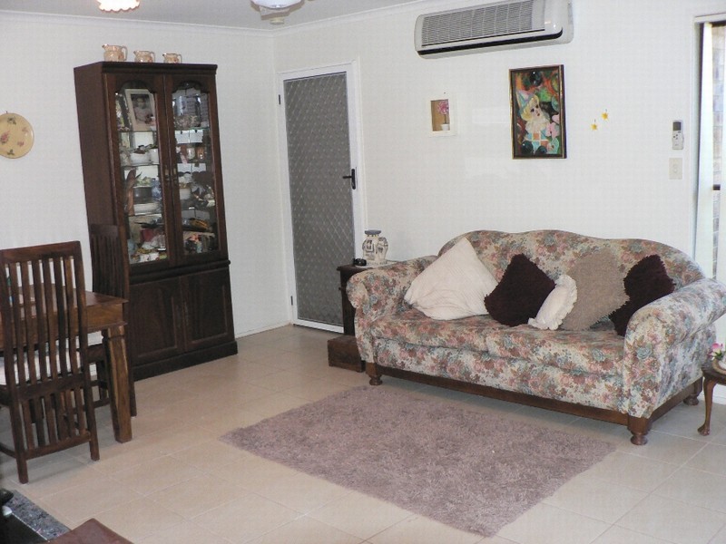 Warana QLD 4575