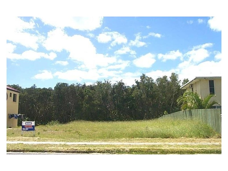 175 Oceanic Drive, Warana QLD 4575