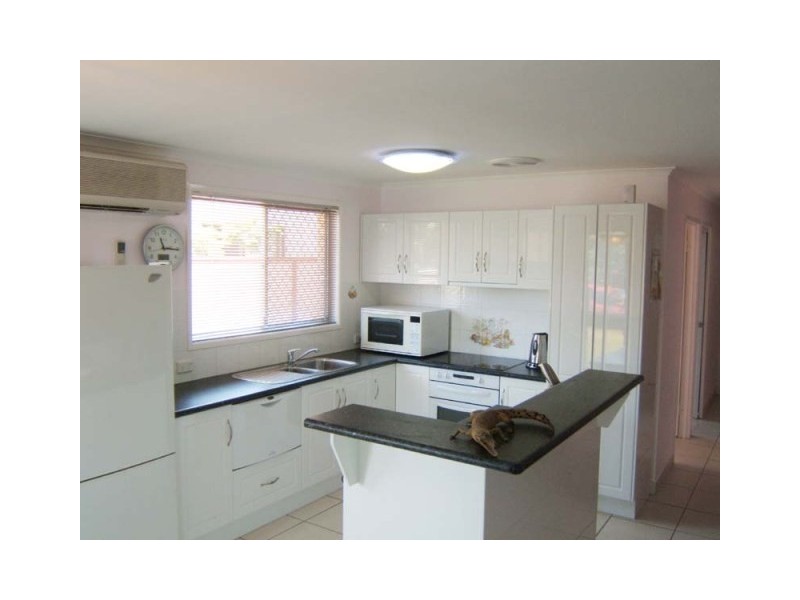 165 Nicklin Way, Warana QLD 4575