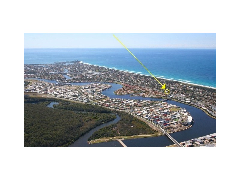 165 Nicklin Way, Warana QLD 4575