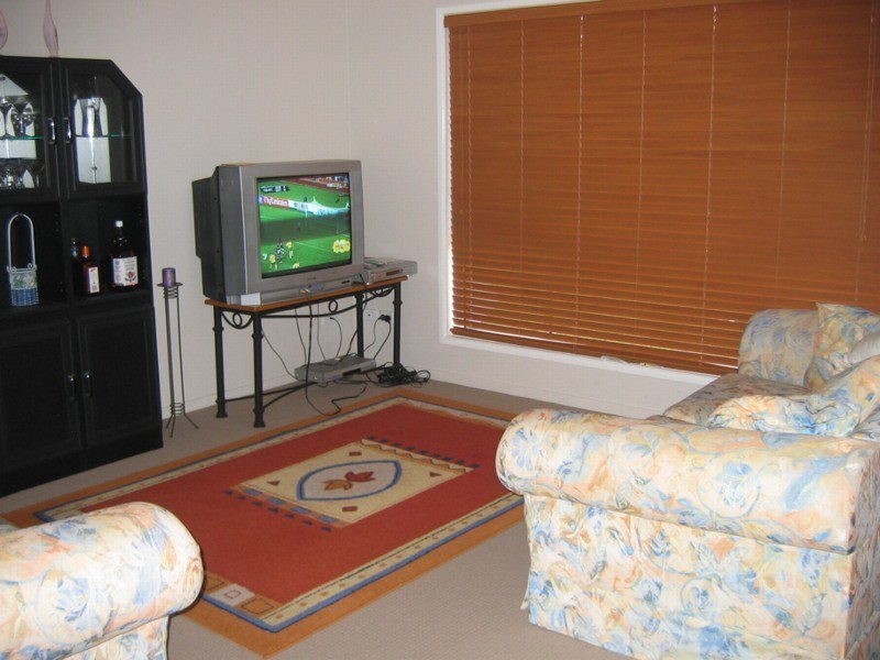 13 Crown Street, Currimundi QLD 4551