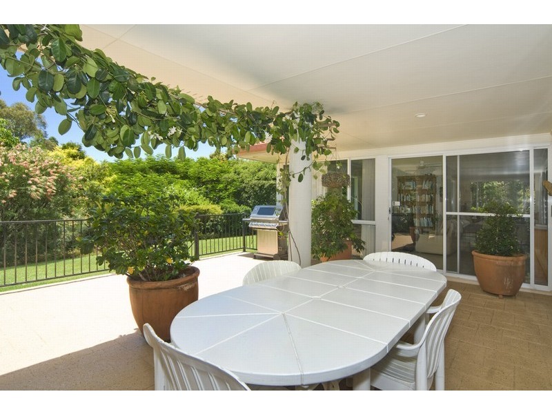 33 Pacific View Drive, Tinbeerwah QLD 4563