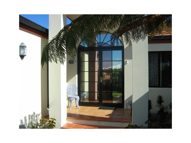 21 Mykonos Court, Kawana Island QLD 4575