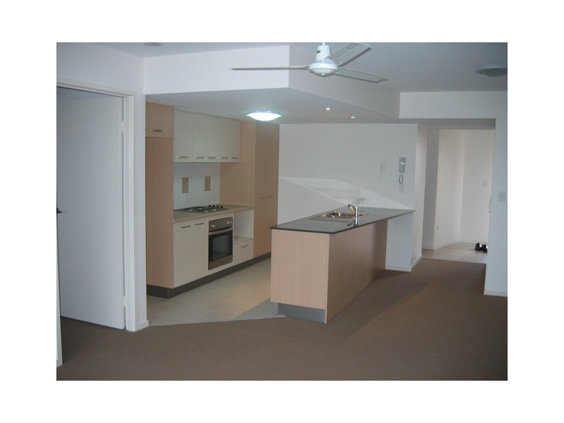 56/10 Grand Parade, Kawana Island QLD 4575