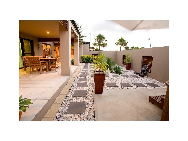 22 Mykonos Court, Kawana Island QLD 4575