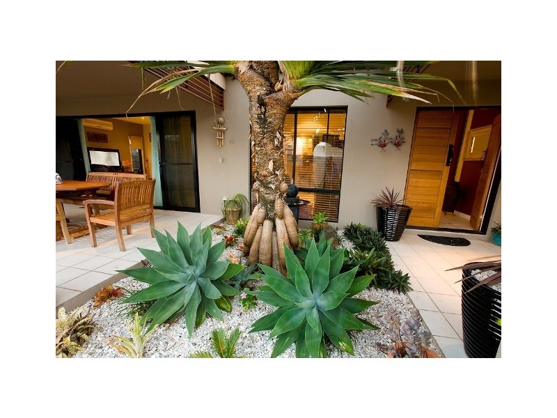 22 Mykonos Court, Kawana Island QLD 4575