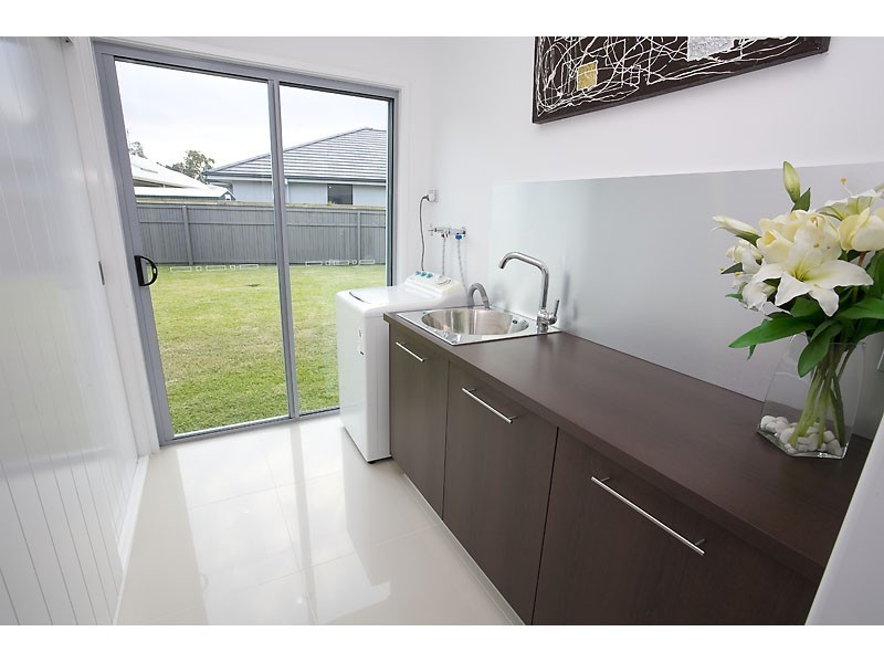 9 Cocos Court, Kawana Island QLD 4575