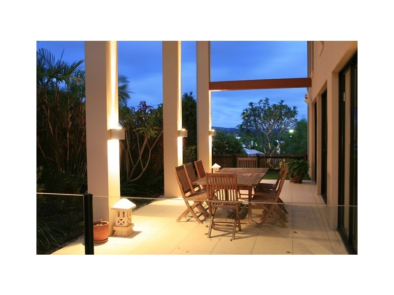 17 Treasure Cove, Noosa Waters QLD 4566