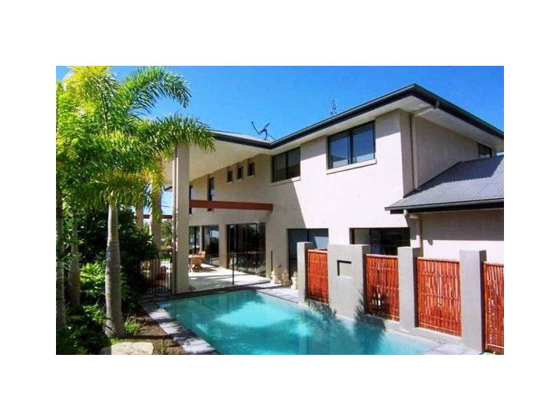 17 Treasure Cove, Noosa Waters QLD 4566