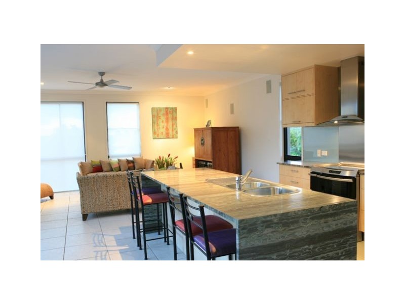 17 Treasure Cove, Noosa Waters QLD 4566