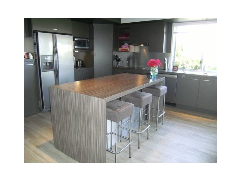 9 Magnetic Street, Kawana Island QLD 4575