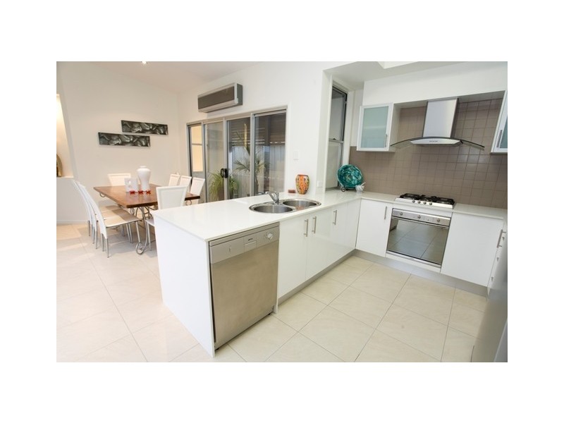 Kawana Island QLD 4575