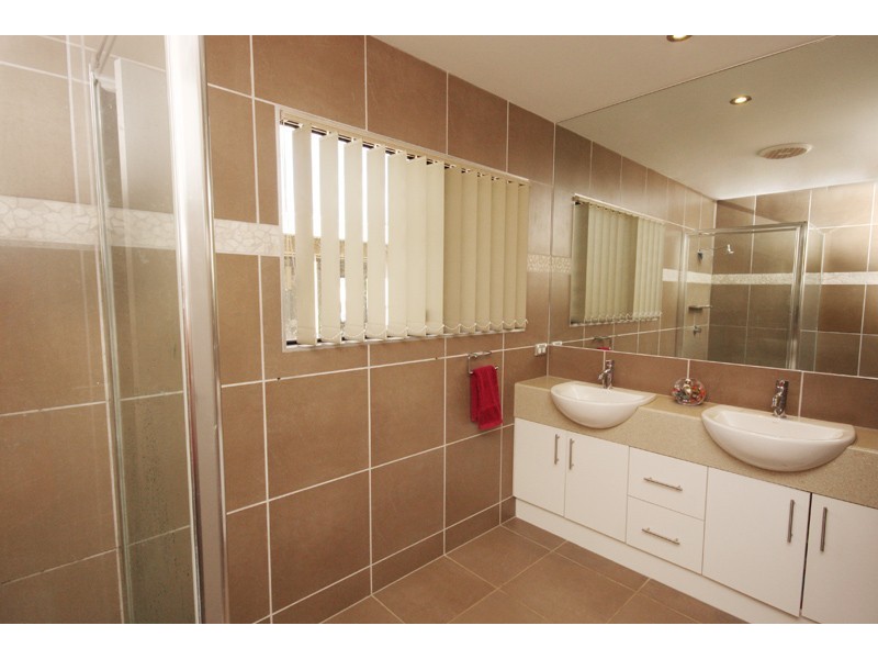 887 Maroochydore Road, Forest Glen QLD 4556