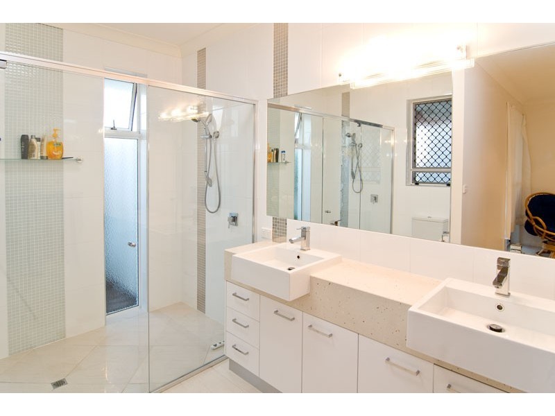 3 Panama Court, Kawana Island QLD 4575