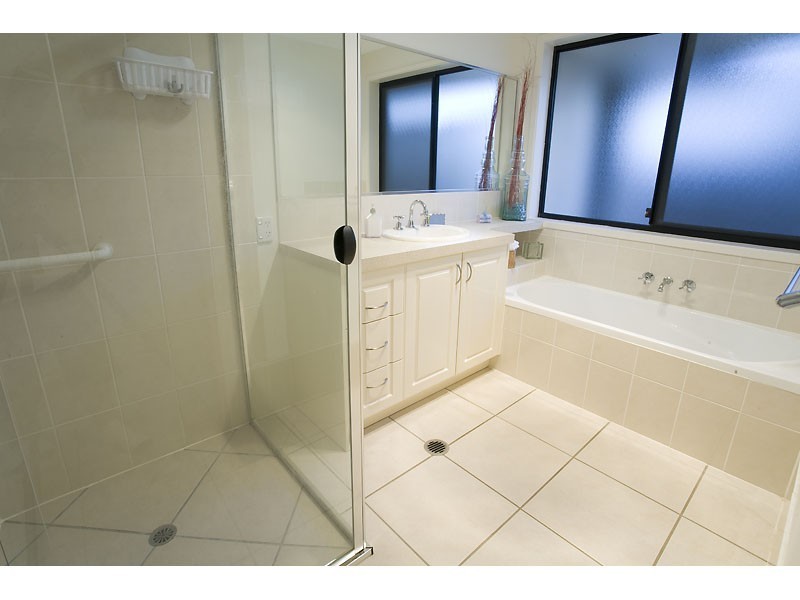 23 Linacre Street, Sippy Downs QLD 4556