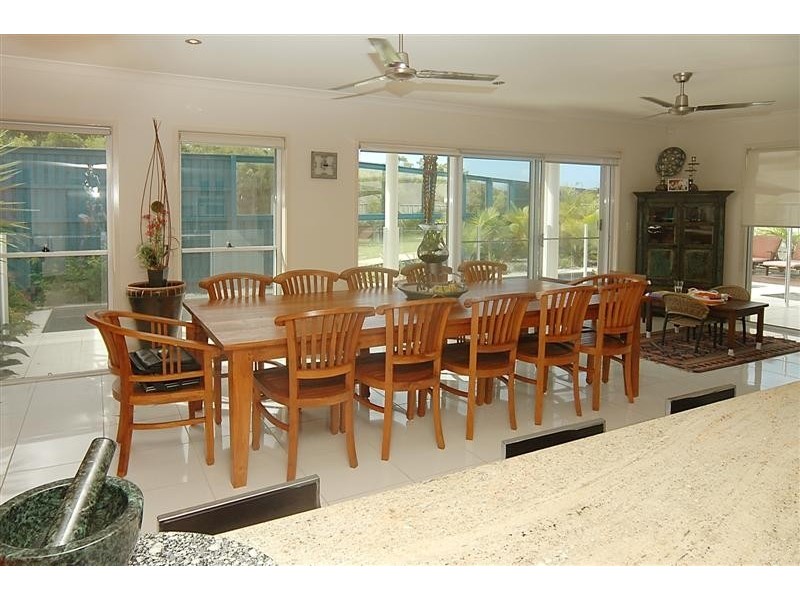 19 Magnetic Street, Kawana Island QLD 4575