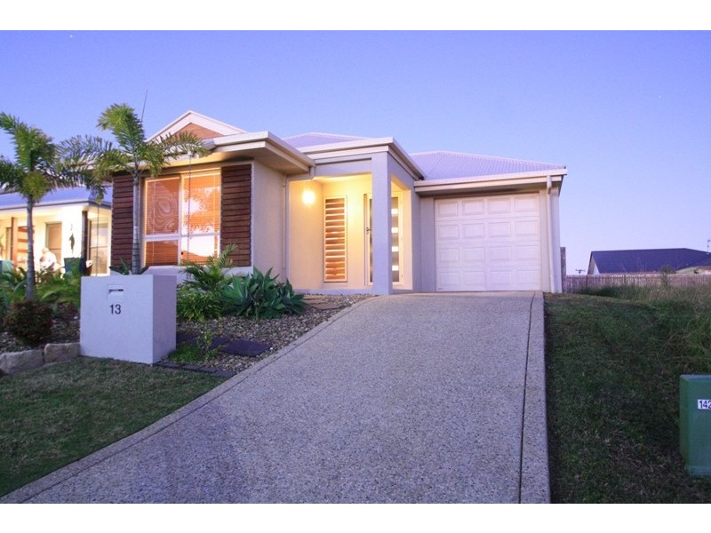 13 Domatia Place, Meridan Plains QLD 4551
