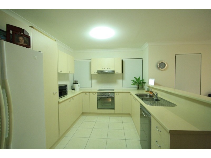 13 Domatia Place, Meridan Plains QLD 4551