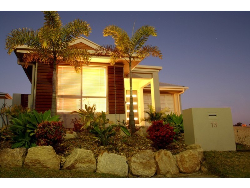 13 Domatia Place, Meridan Plains QLD 4551