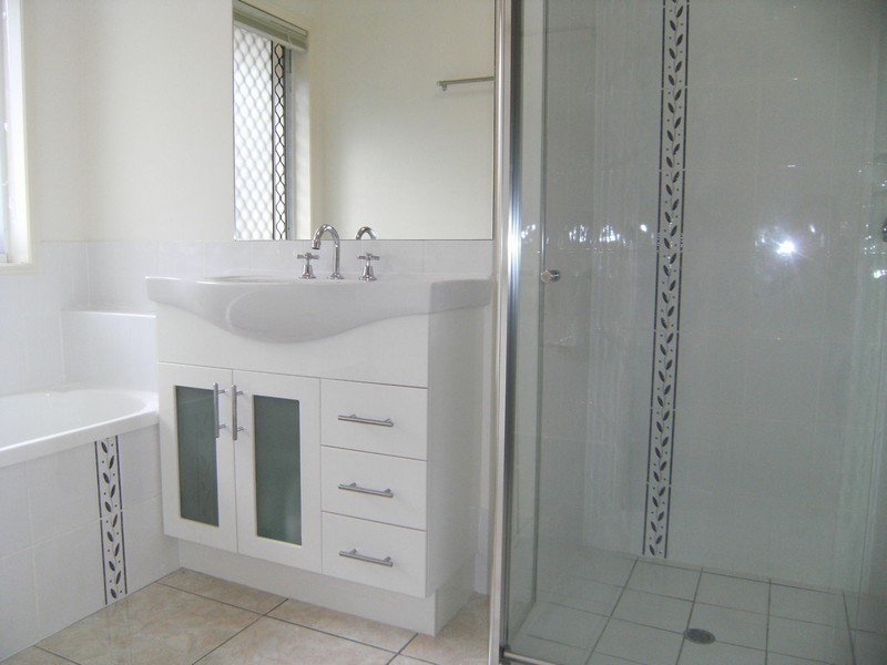 4 Leea Street, Sippy Downs QLD 4556