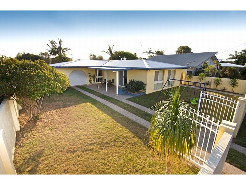 16 Baringa Street, Warana QLD 4575